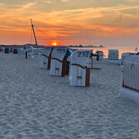 Toplage Direkt An Der Steilküste - 2 Ostseenest * Hohwacht